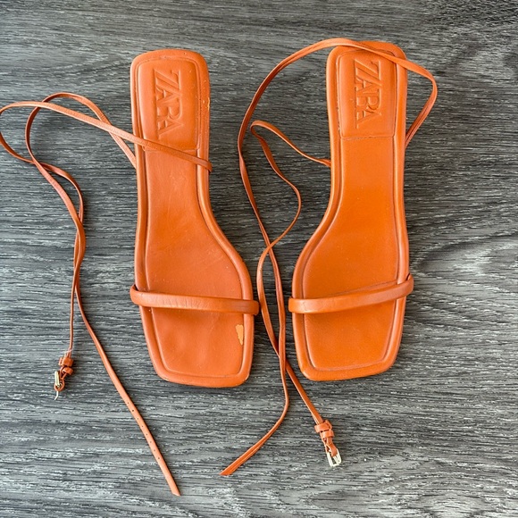 Zara heels - Picture 1 of 4